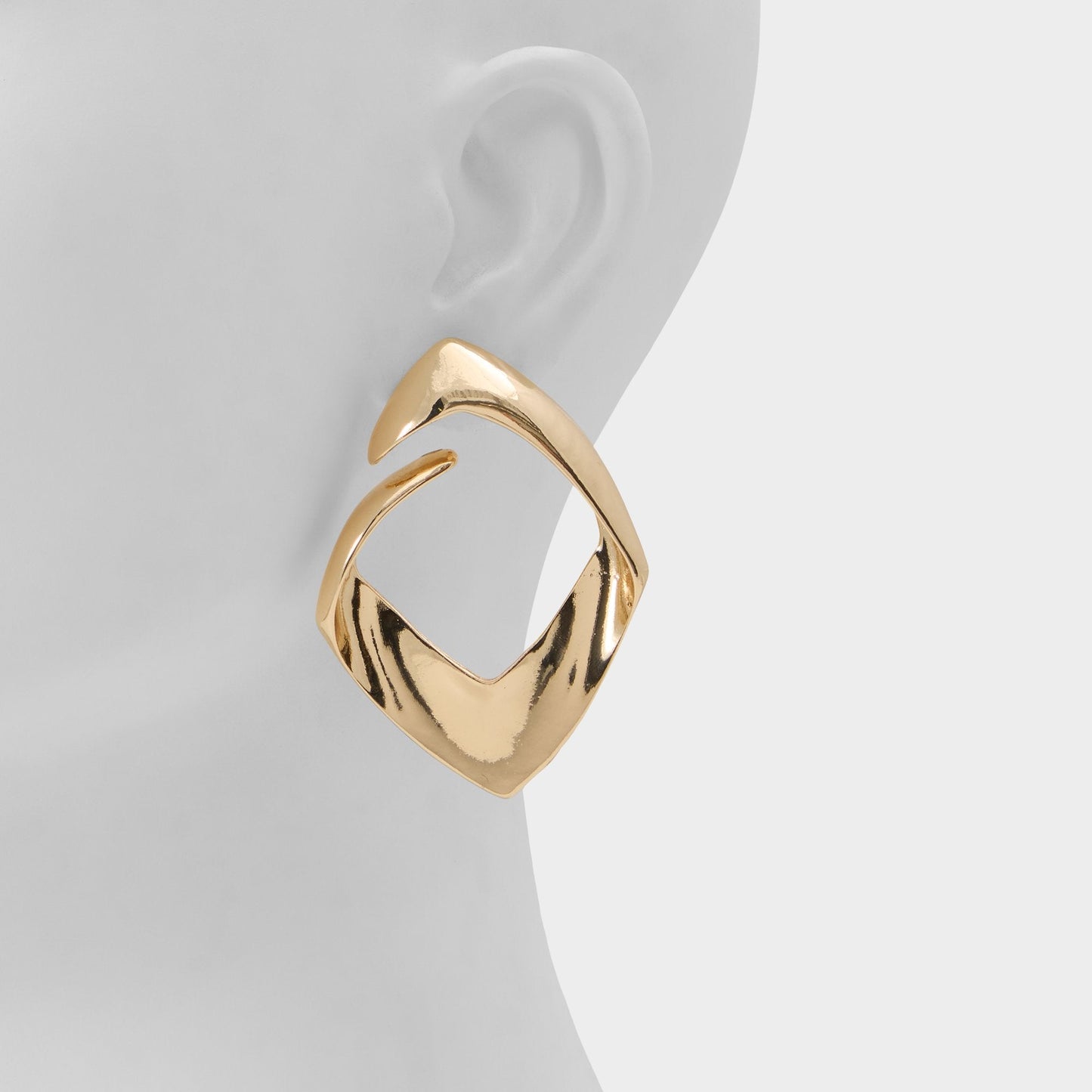 Geolia in Gold - Statement earrings Aldo Gold