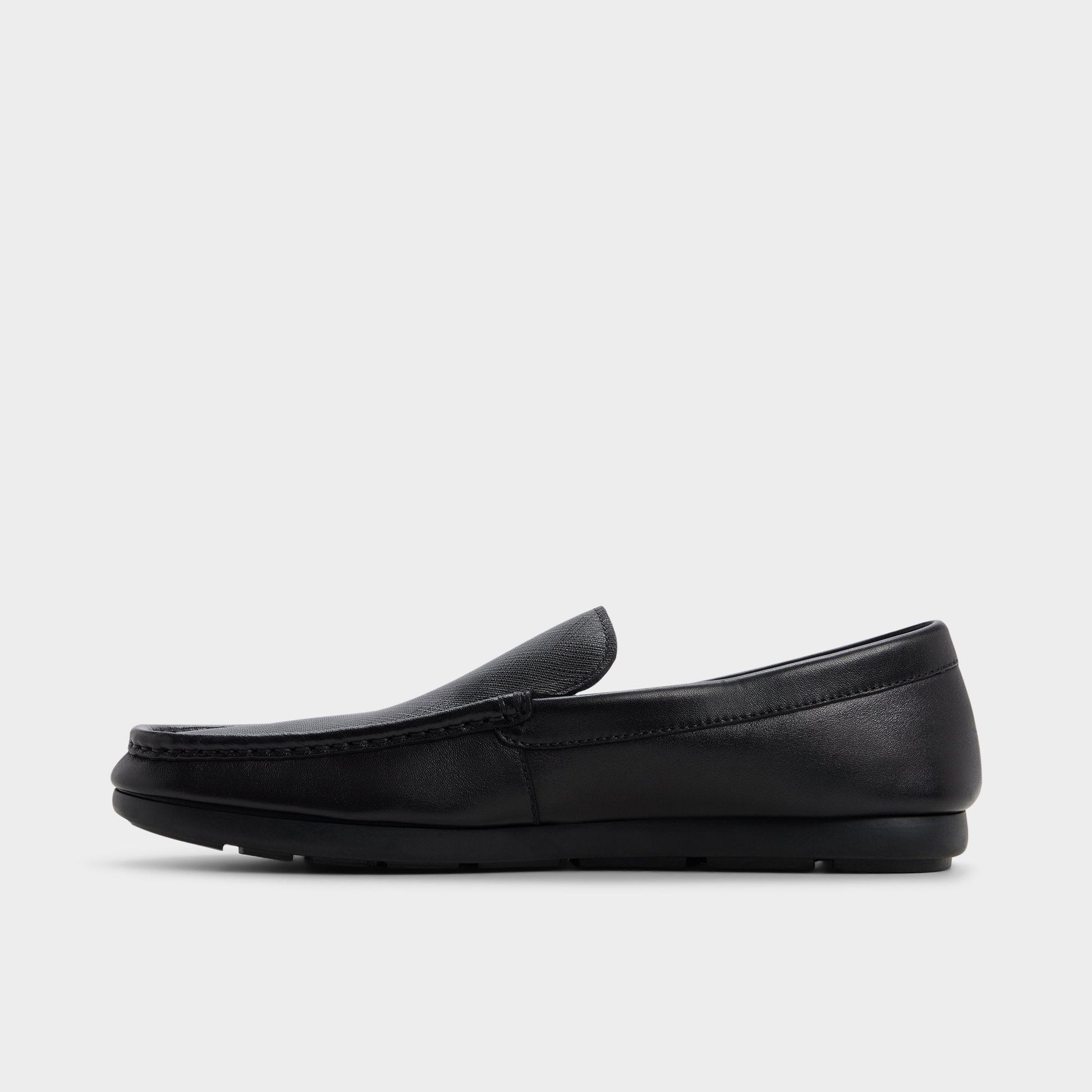 Zigosh in Black - Driving shoe Aldo Black