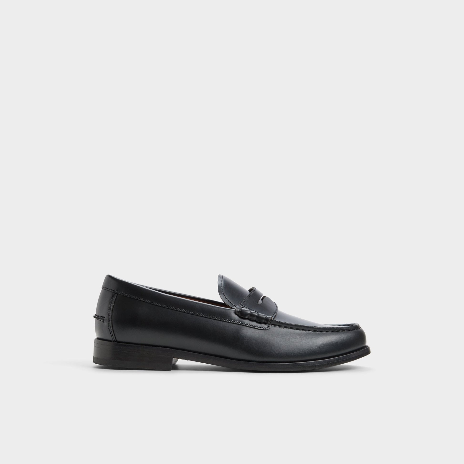 Jarom in Black - Loafer Aldo Black