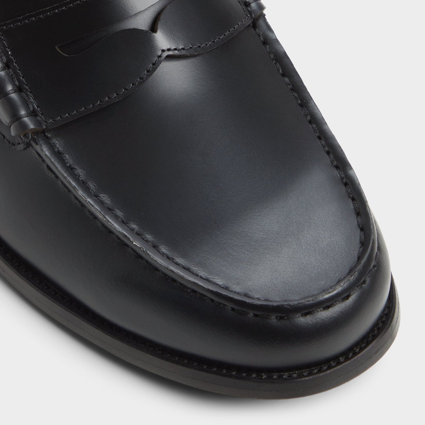 Jarom in Black - Loafer Aldo Black