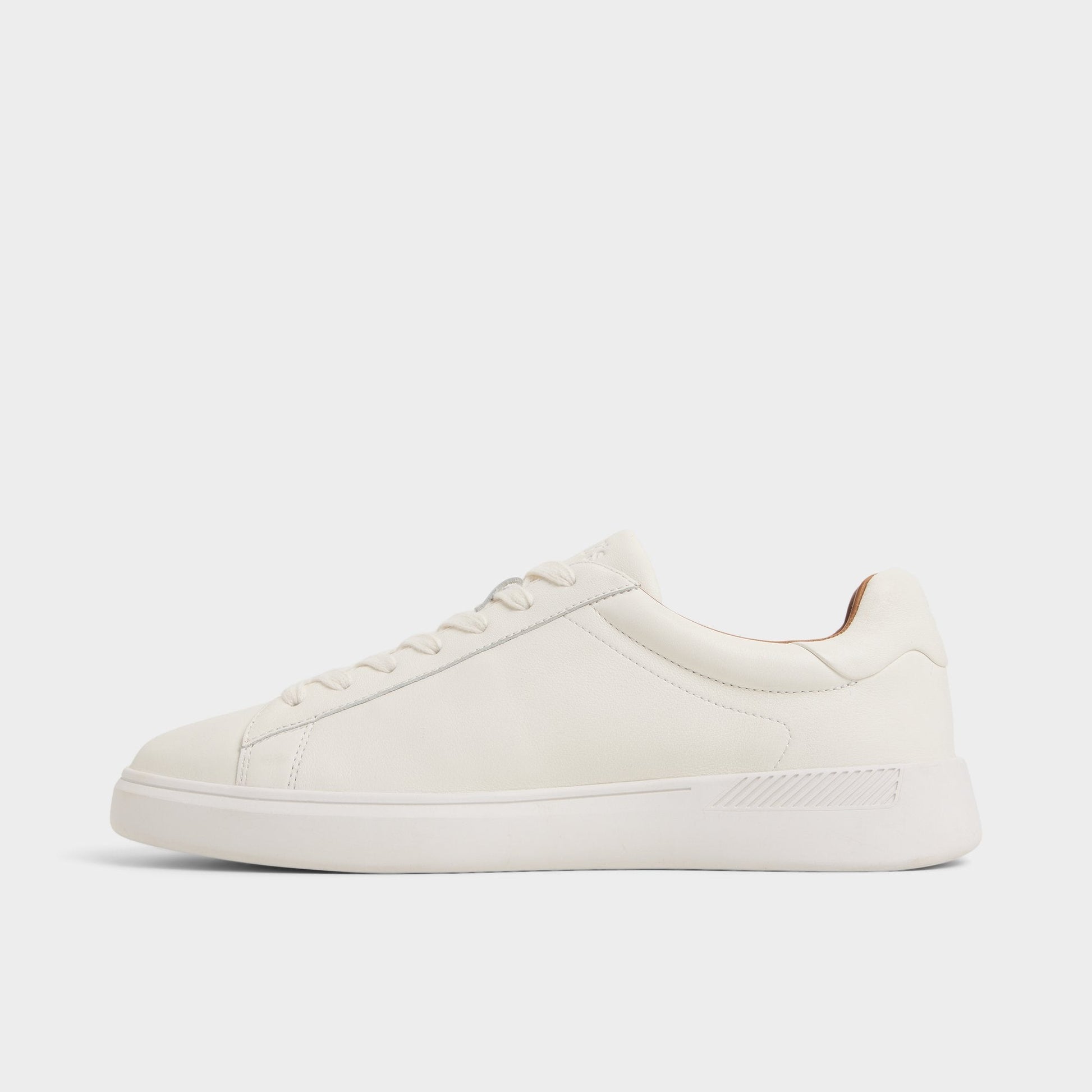 Seeger in White - Low top sneaker, Cup sole Aldo White