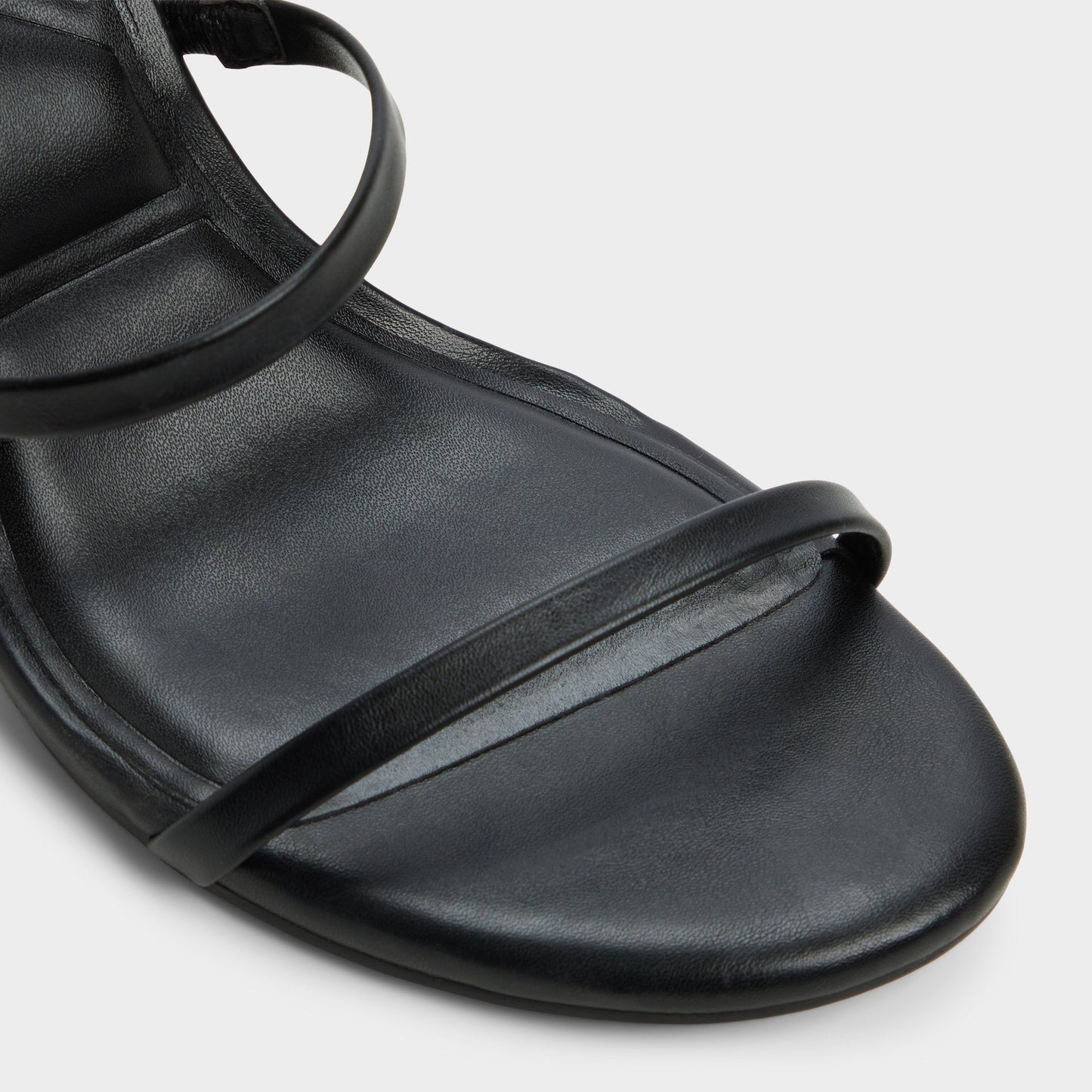 Avelinda in Black - Heeled mule Aldo Black