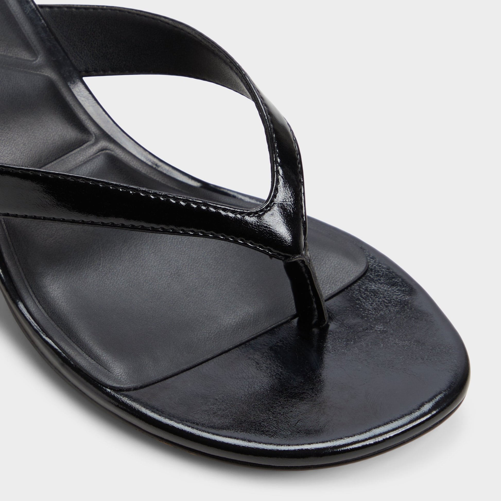Jump Black Women's Strappy sandals - Heeled flip flop, Kitten heel Aldo Black