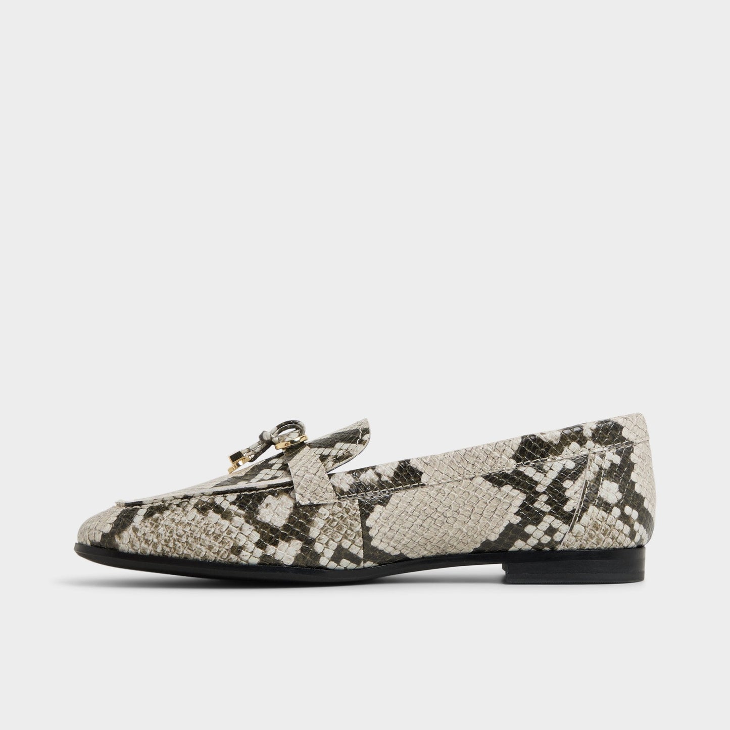Ybilide White/Black Women's Loafers & Oxfords - Loafer Aldo White/Black