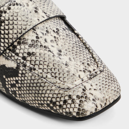 Bellamyy Black/White Women's Loafers & Oxfords - Loafer Aldo Black/White