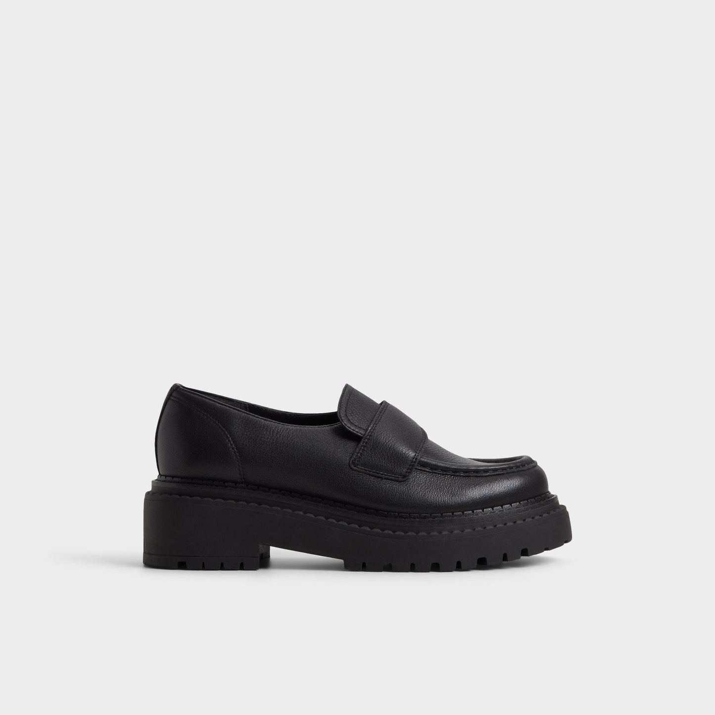 Miravella in Black - Loafer, Lug sole Aldo Black