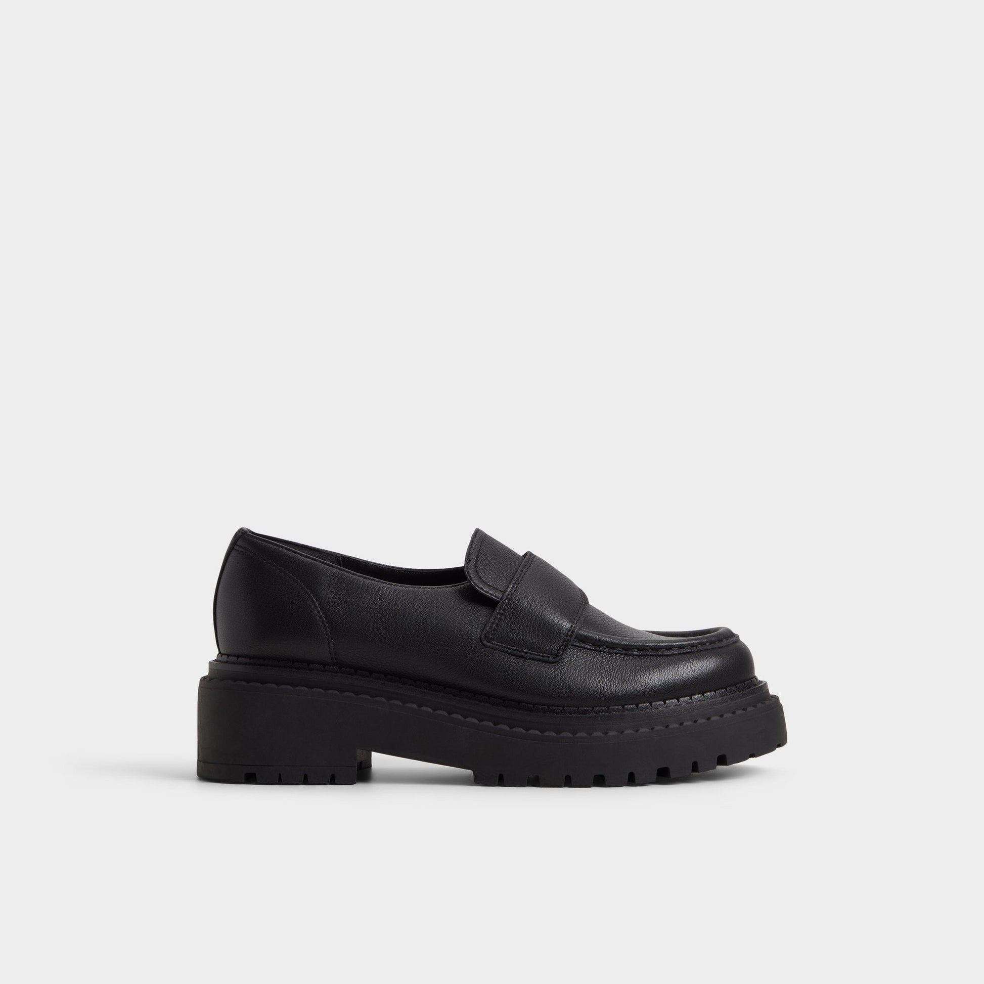 Miravella in Black - Loafer, Lug sole Aldo Black