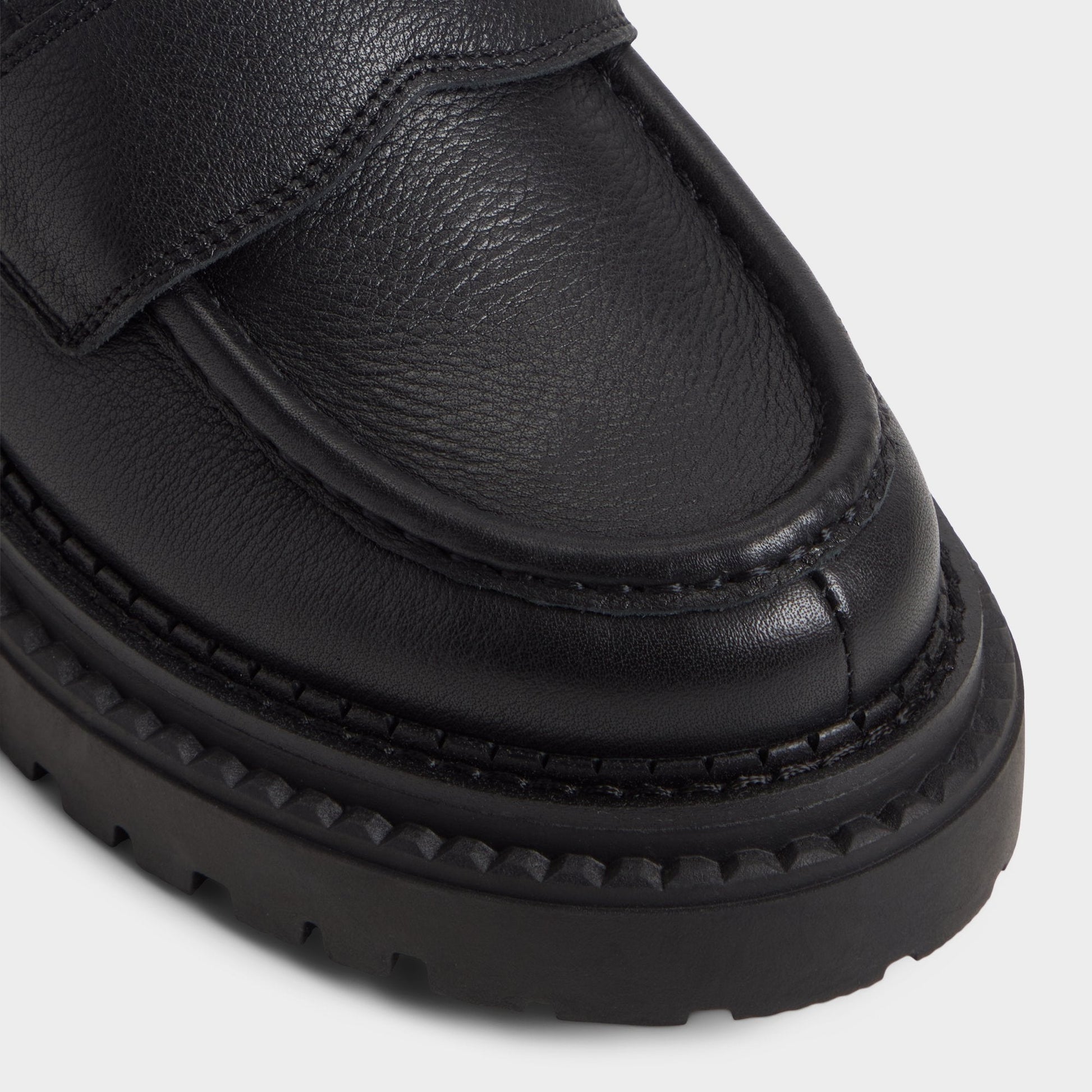 Miravella in Black - Loafer, Lug sole Aldo Black