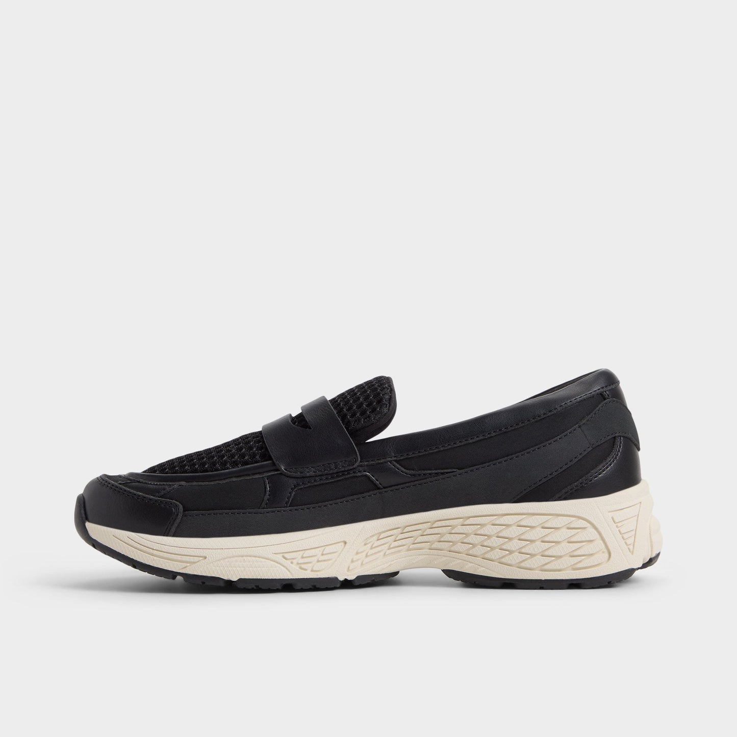 Loffy in Black - Loafer, Jogger sole Aldo Black