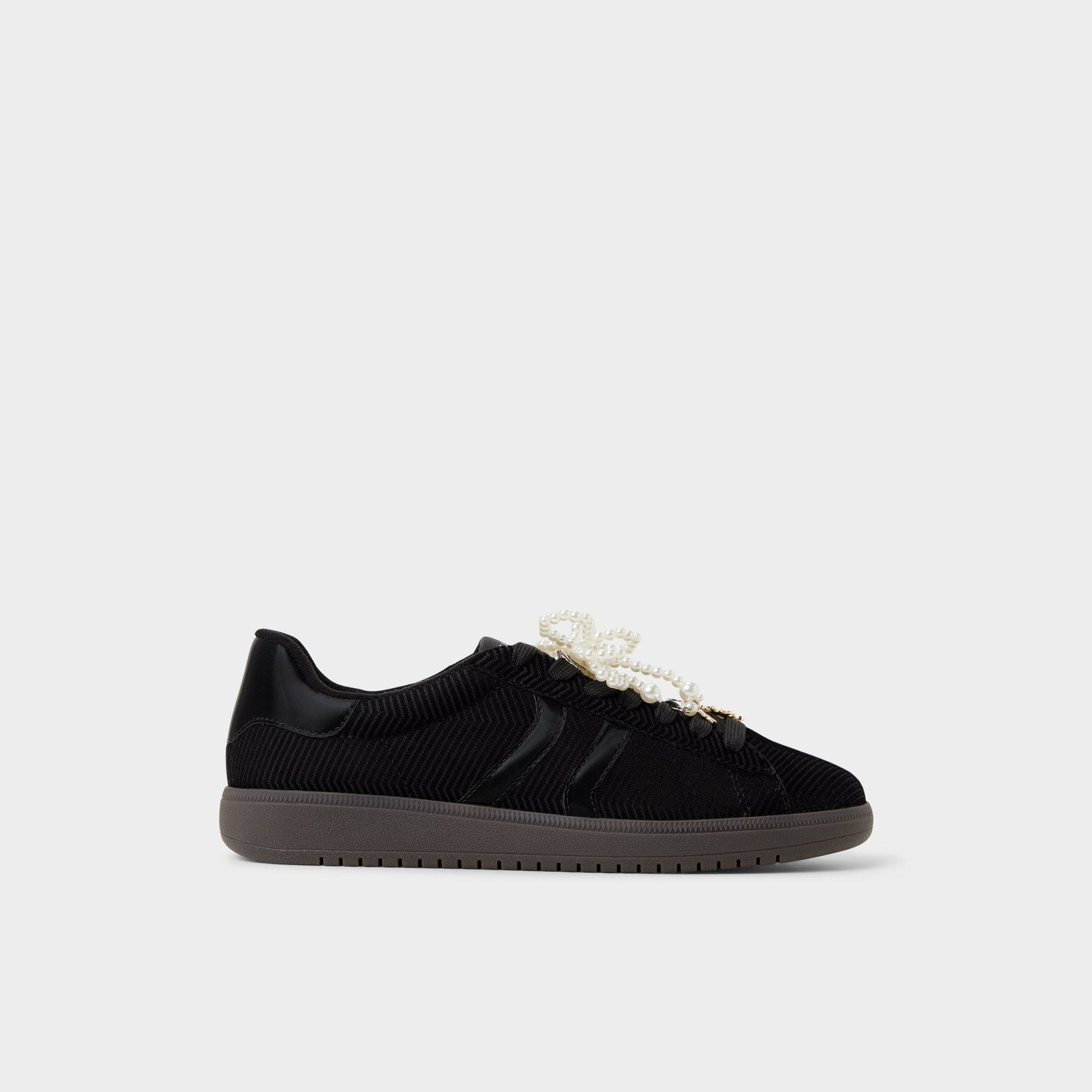 Chicsneaker2 in Black Black - Low top sneaker, Cup sole Aldo Black/black