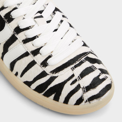 Chicsneaker White/Black Women's Aldo Sport Club - Low top sneaker, Cup sole Aldo White/Black
