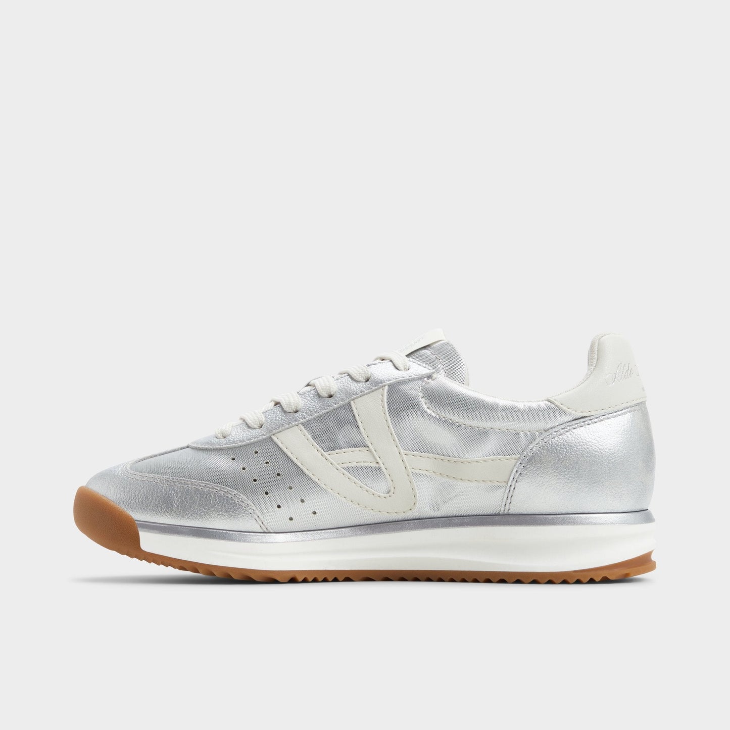 Stepcount Silver Women's Low top sneakers - Jogger sneaker, Jogger sole Aldo Silver
