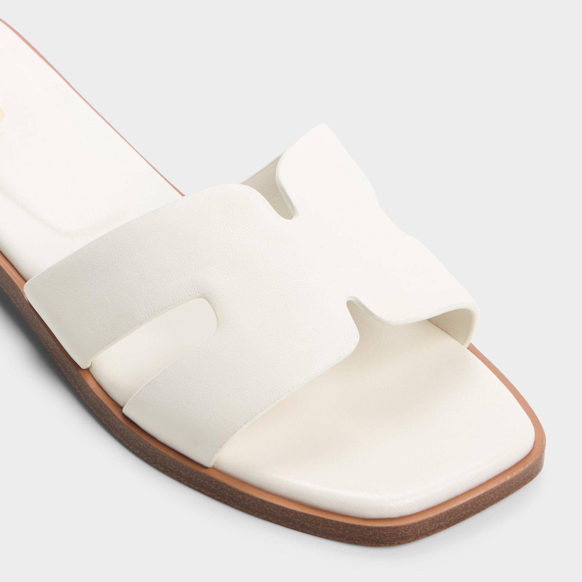 Itsandal White Women's Flats - Slide sandal Aldo White