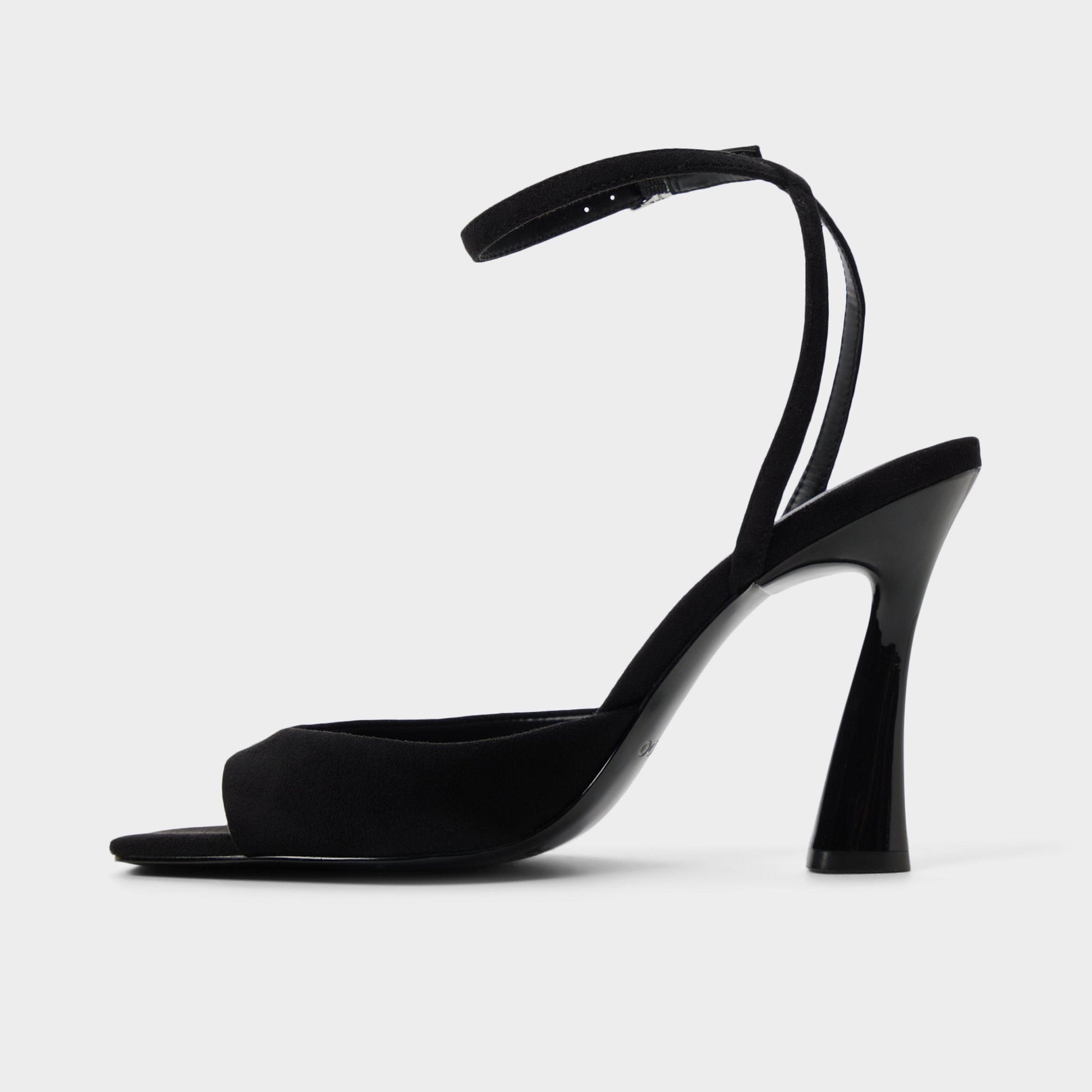 Alisonn in Open Black -  Aldo Open black