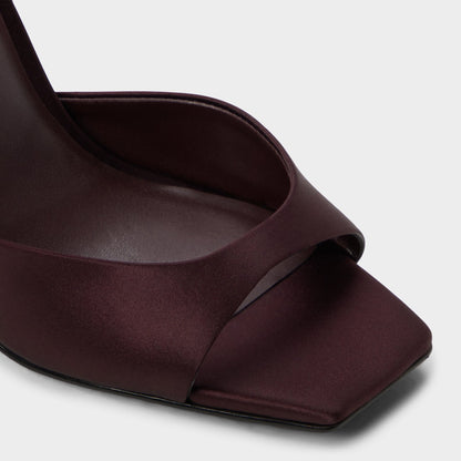 Alisonn in Brown -  Aldo Brown