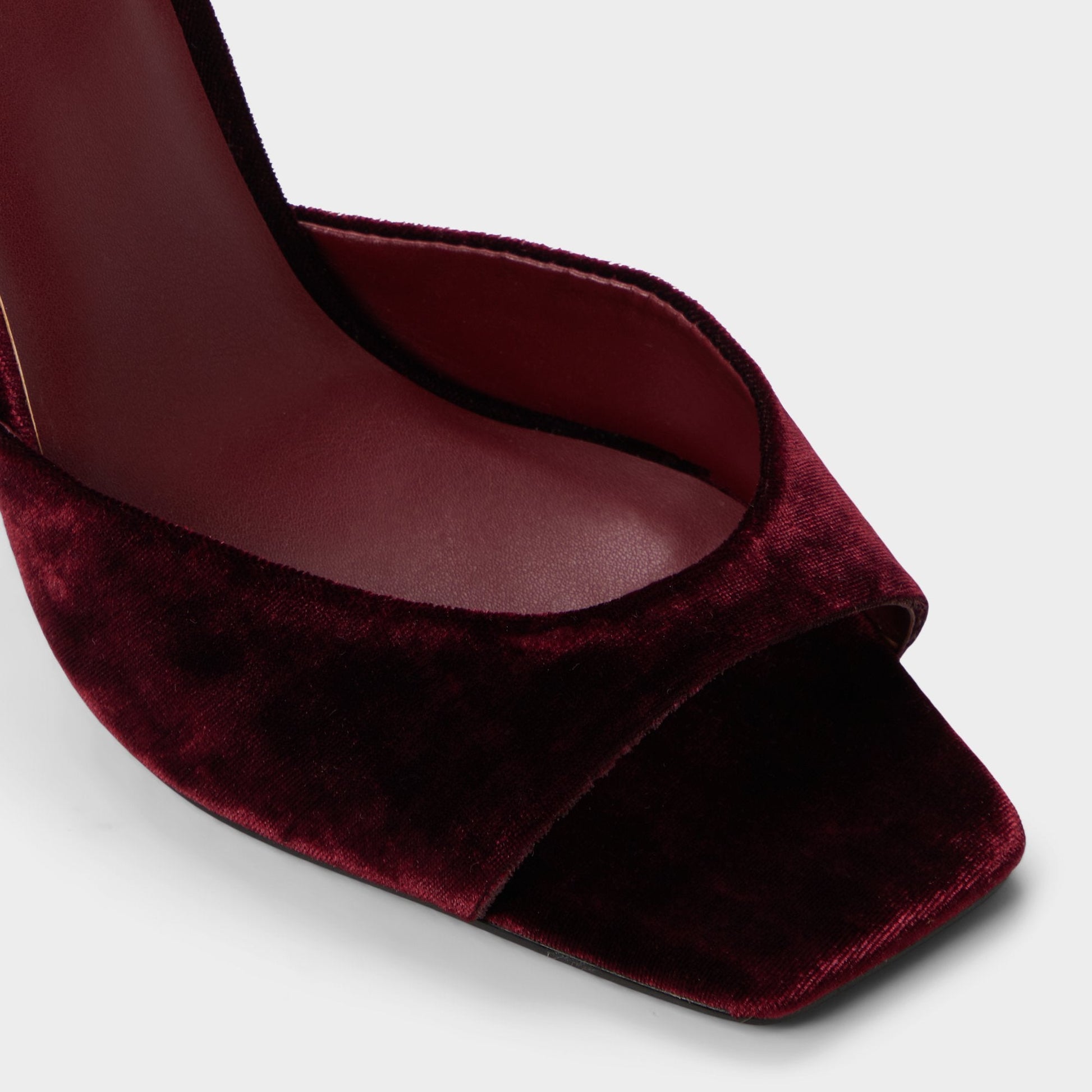 Alisonn in Bordo -  Aldo Bordo