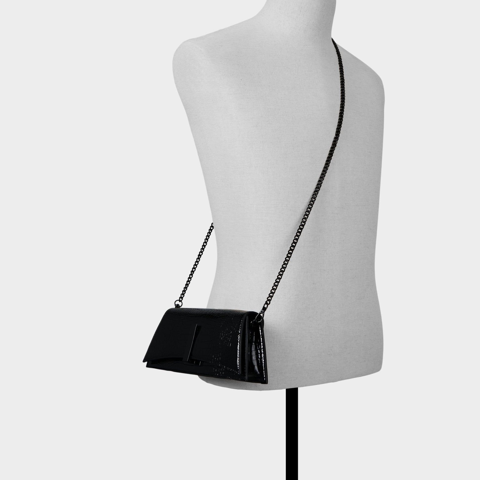 Mmychaelaa in Black - Clutch Aldo Black