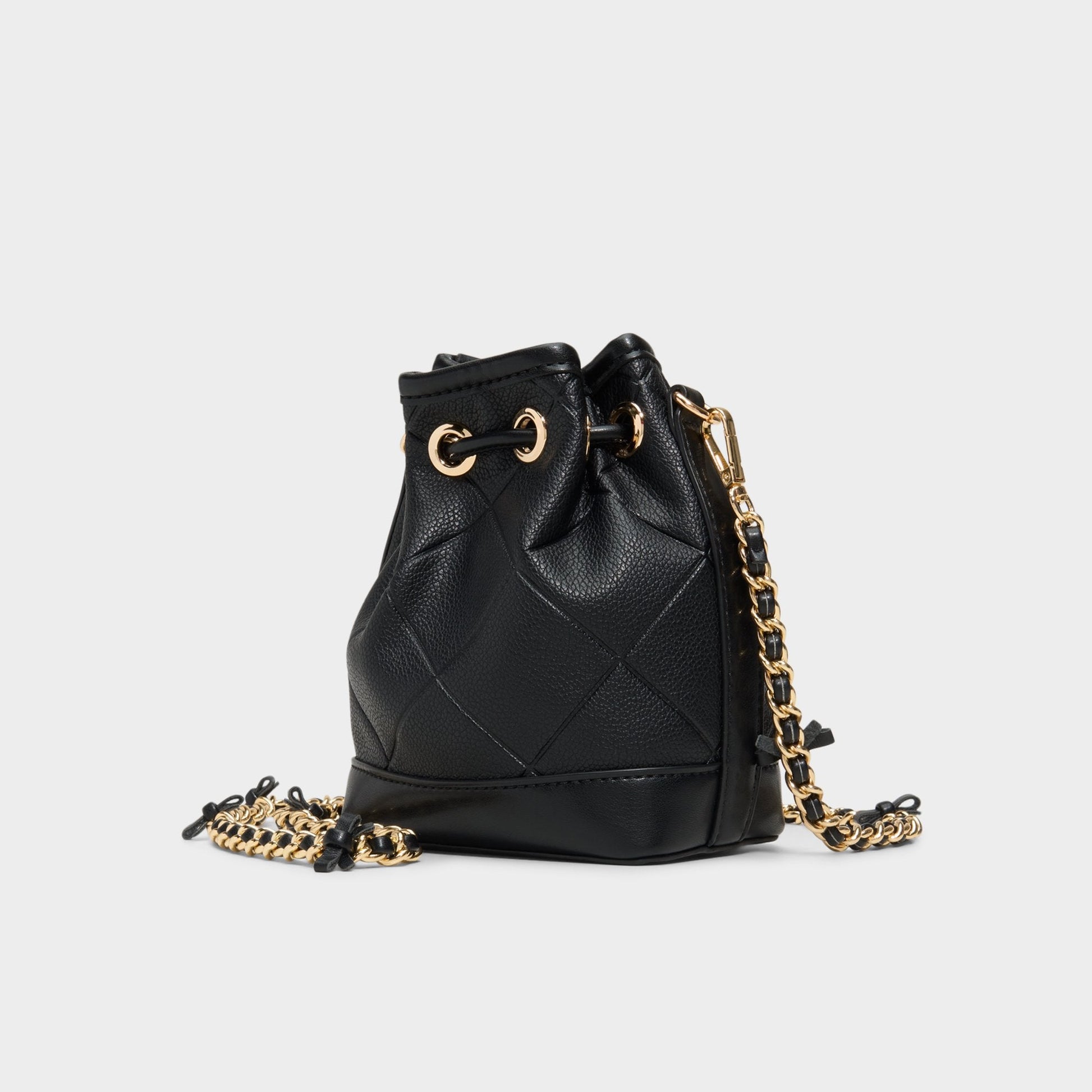 Elynnaa in Black - Bucket bag Aldo Black