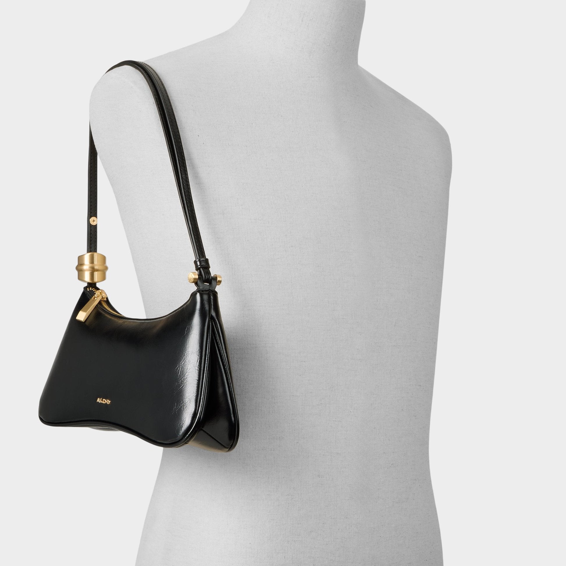 Amelliee in Black Overflow -  Aldo Black overflow