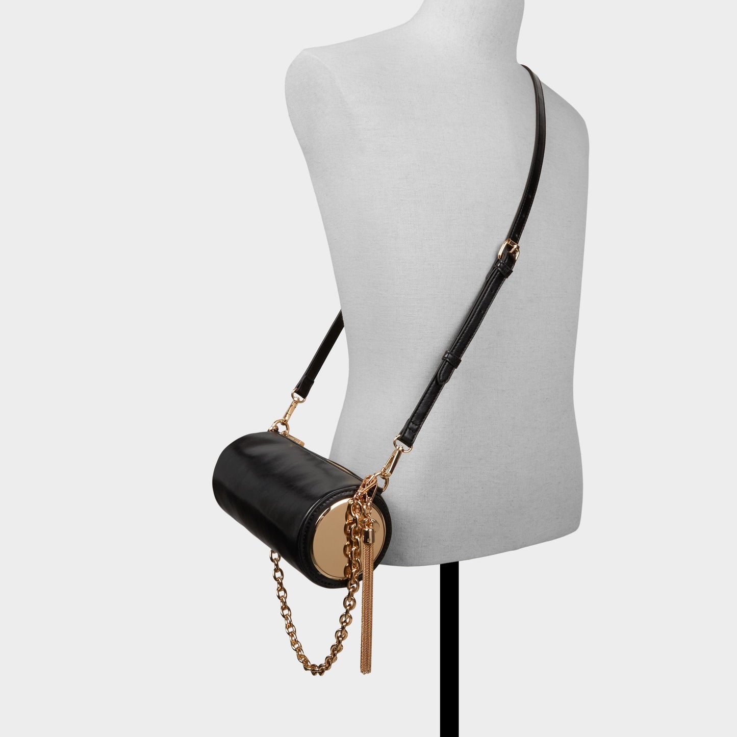 Iness in Black - Shoulder bag Aldo Black