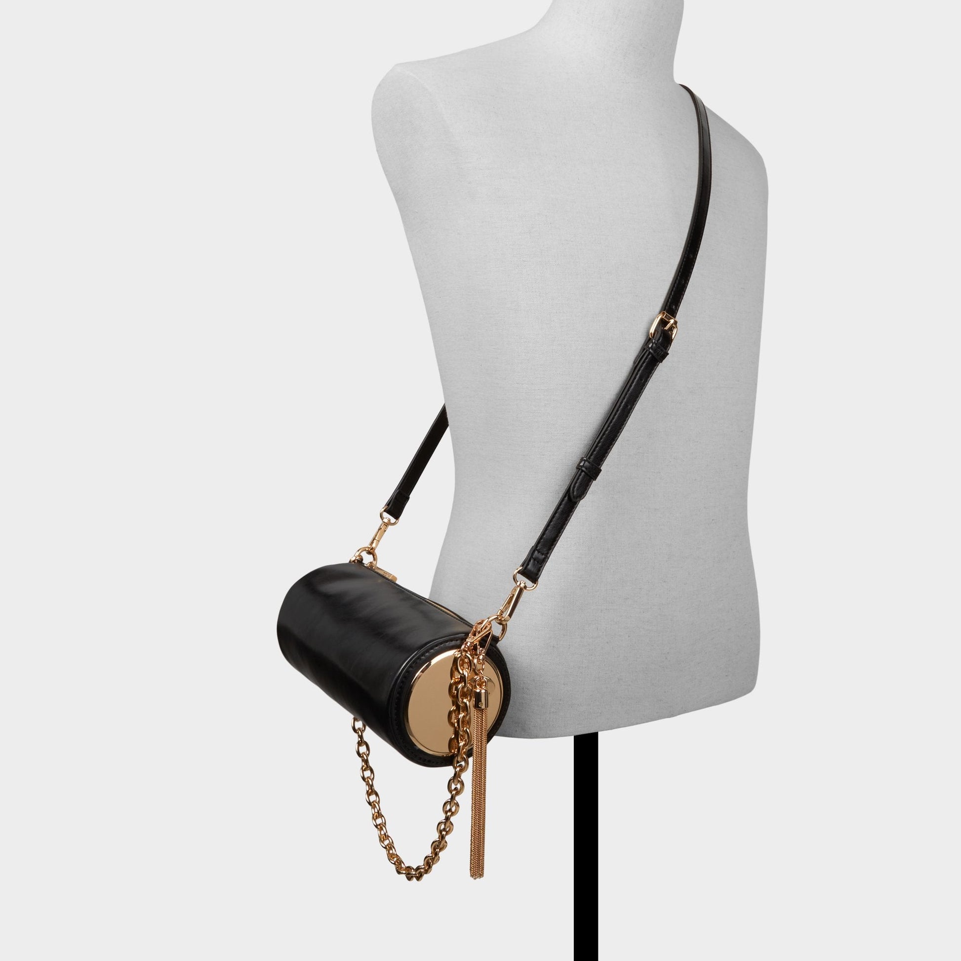 Iness in Black - Shoulder bag Aldo Black