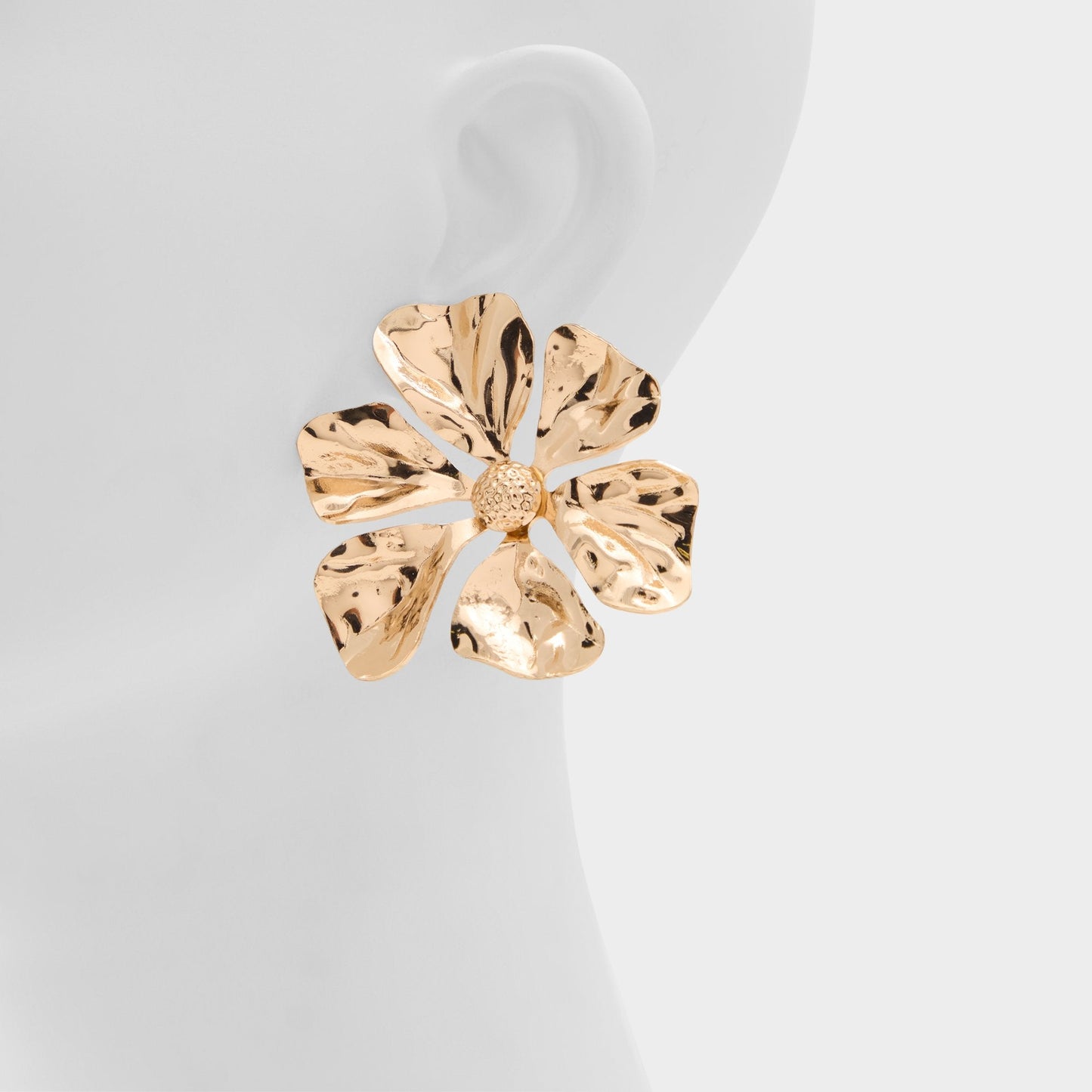 Tahllia in Gold - Statement earrings Aldo Gold