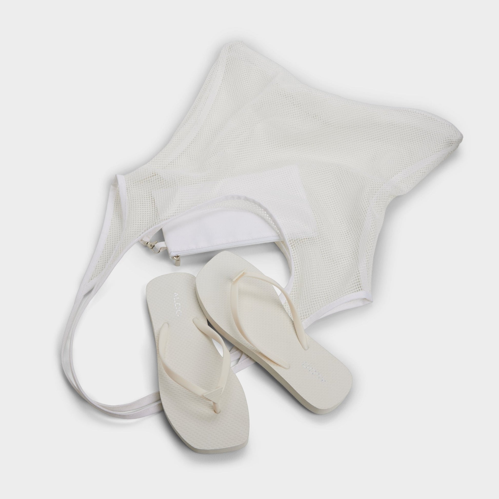 Beachready White Women's Jelly Sandals & Flip Flops - Flip flop Aldo White