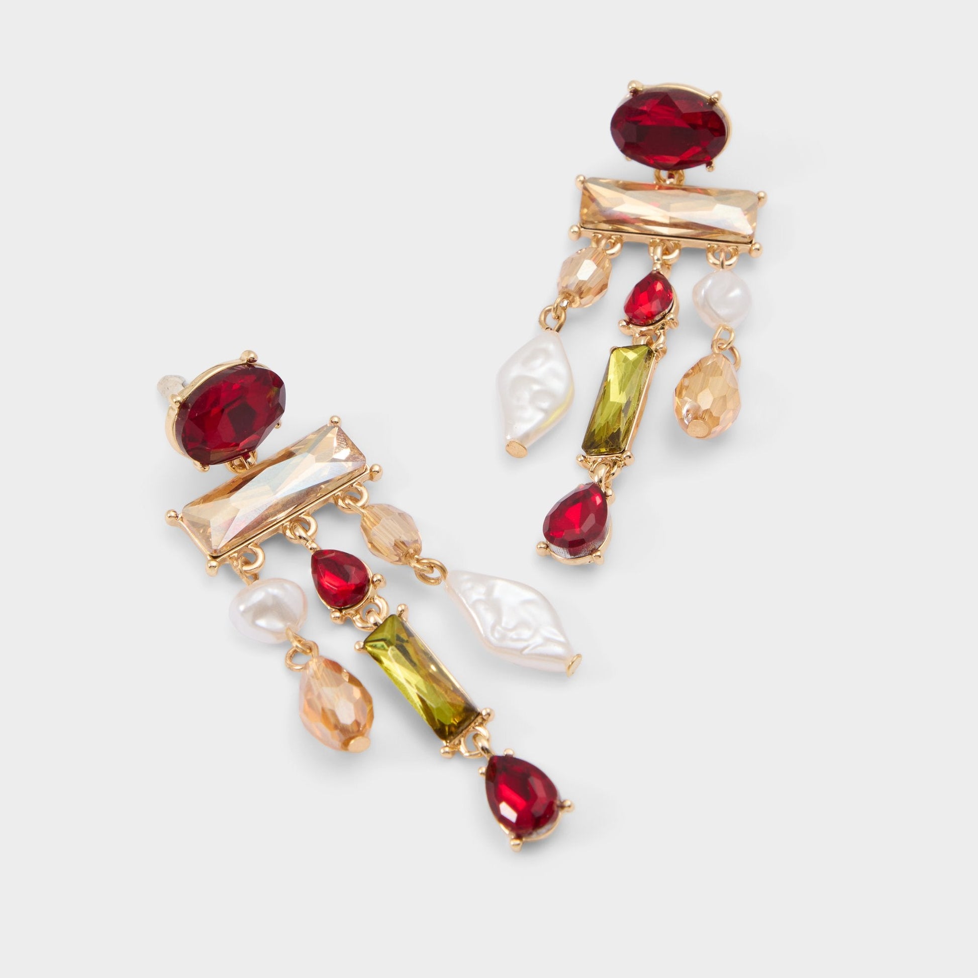 Savannahh in Bordo - Chandelier earrings Aldo Bordo
