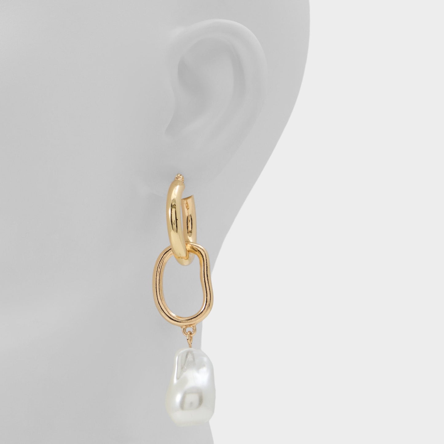 Sloanne in Gold - Hoop earrings Aldo Gold