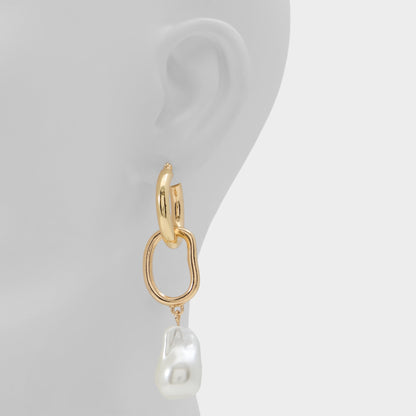 Sloanne in Gold - Hoop earrings Aldo Gold