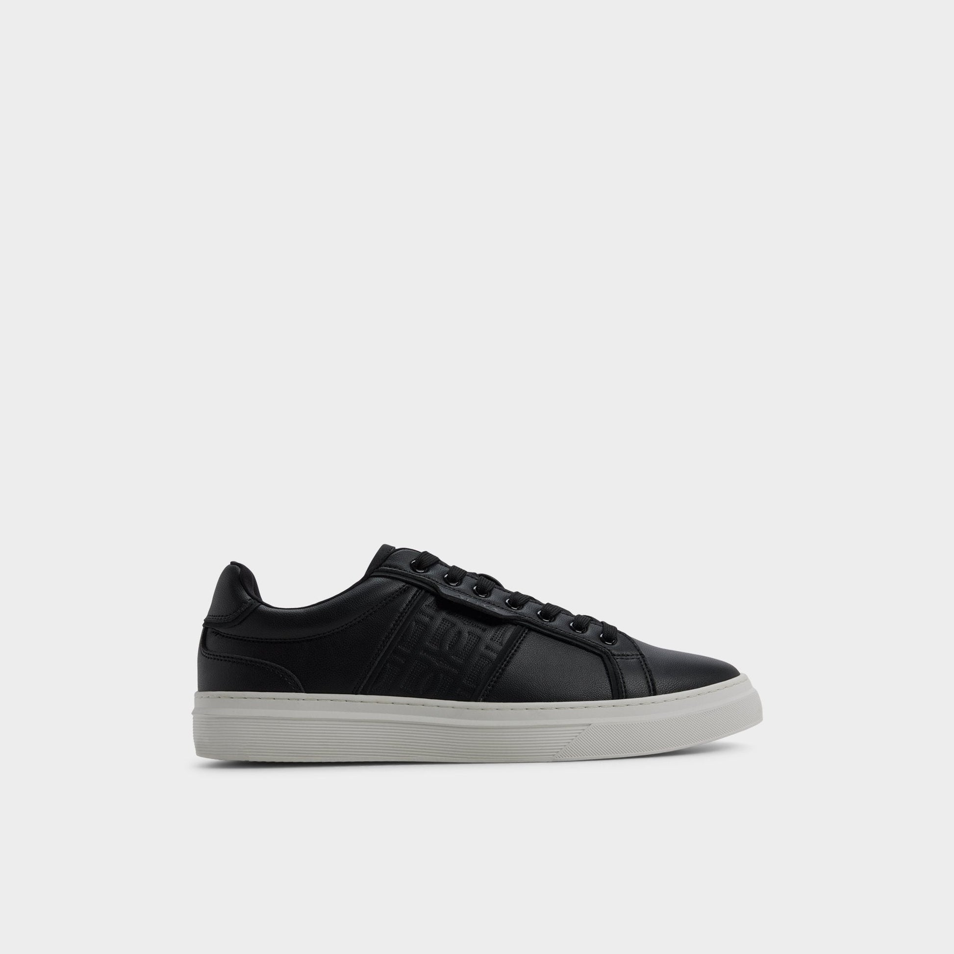 Courtline in Black Black 14253819 - Low top sneaker, Cup sole Aldo Black/black