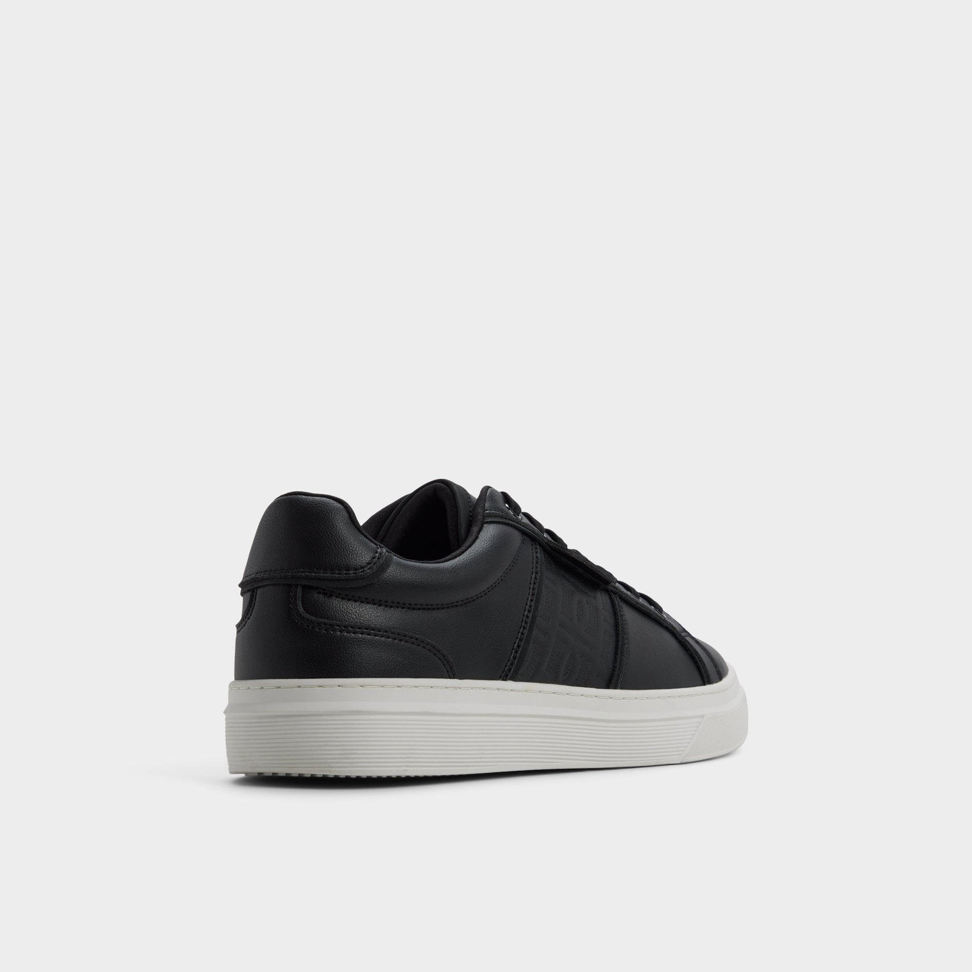 Courtline in Black Black 14253819 - Low top sneaker, Cup sole Aldo Black/black