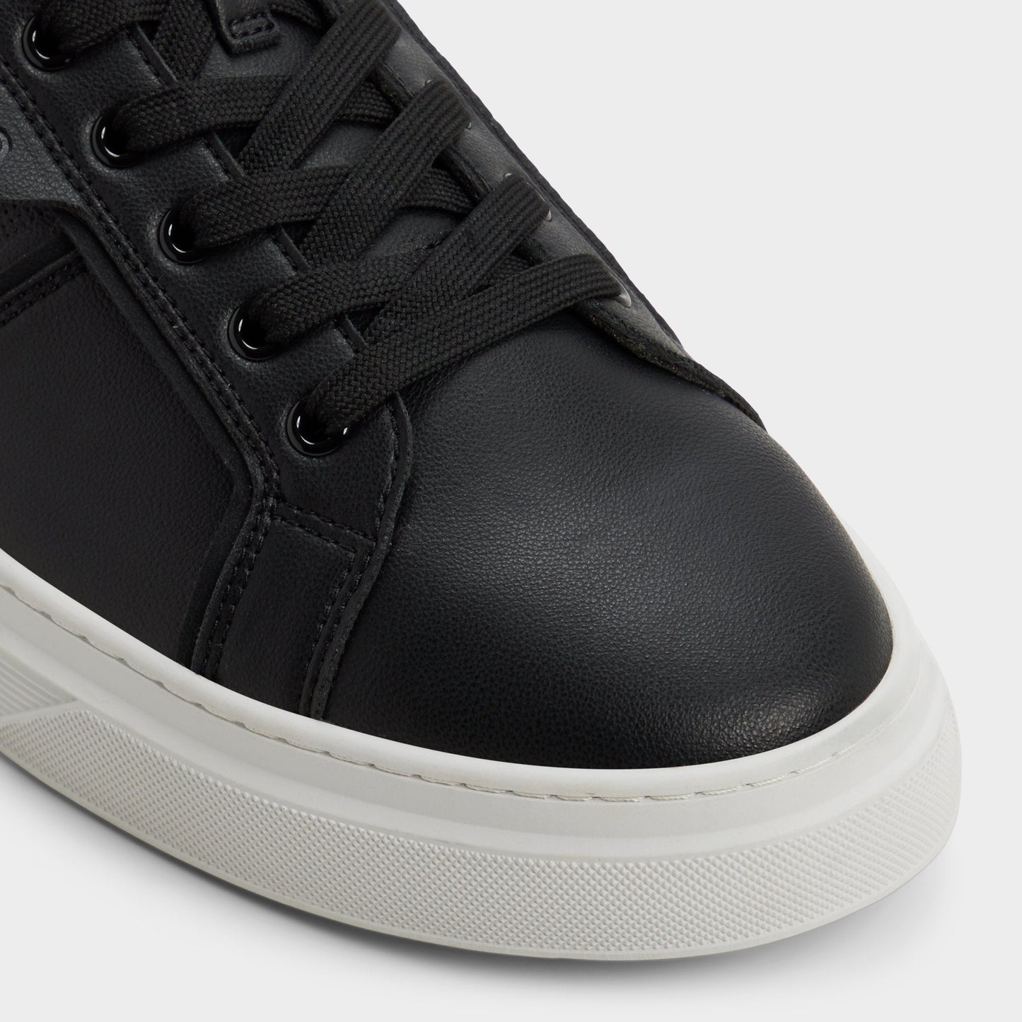 Courtline in Black Black 14253819 - Low top sneaker, Cup sole Aldo Black/black