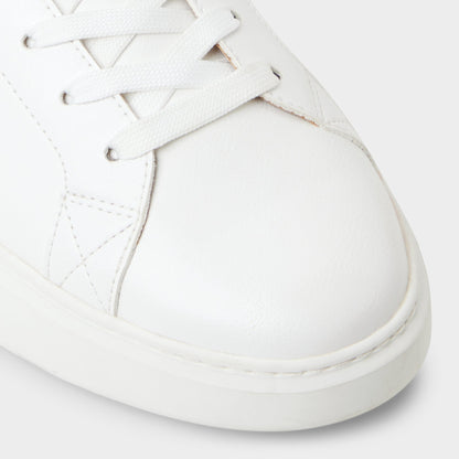 Toddy in White - Low top sneaker Aldo White