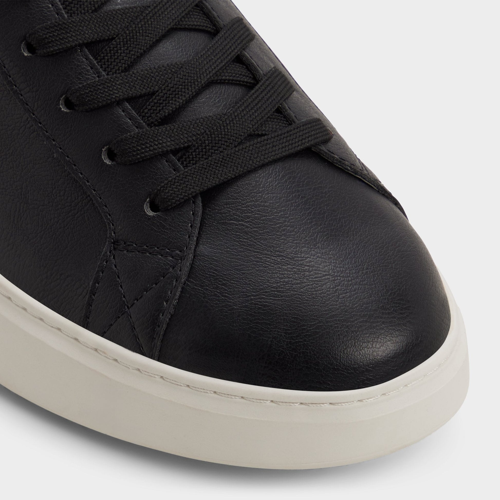 Rohan in Black - Low top sneaker Aldo Black