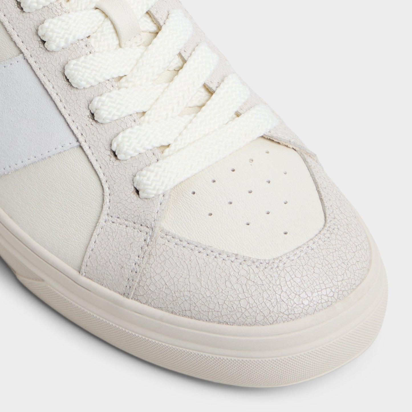 Braxton in White - Low top sneaker, Cup sole Aldo White