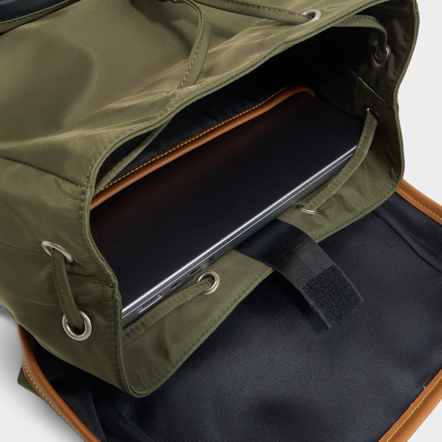 Edoedienn in Khaki - Backpack Aldo Khaki
