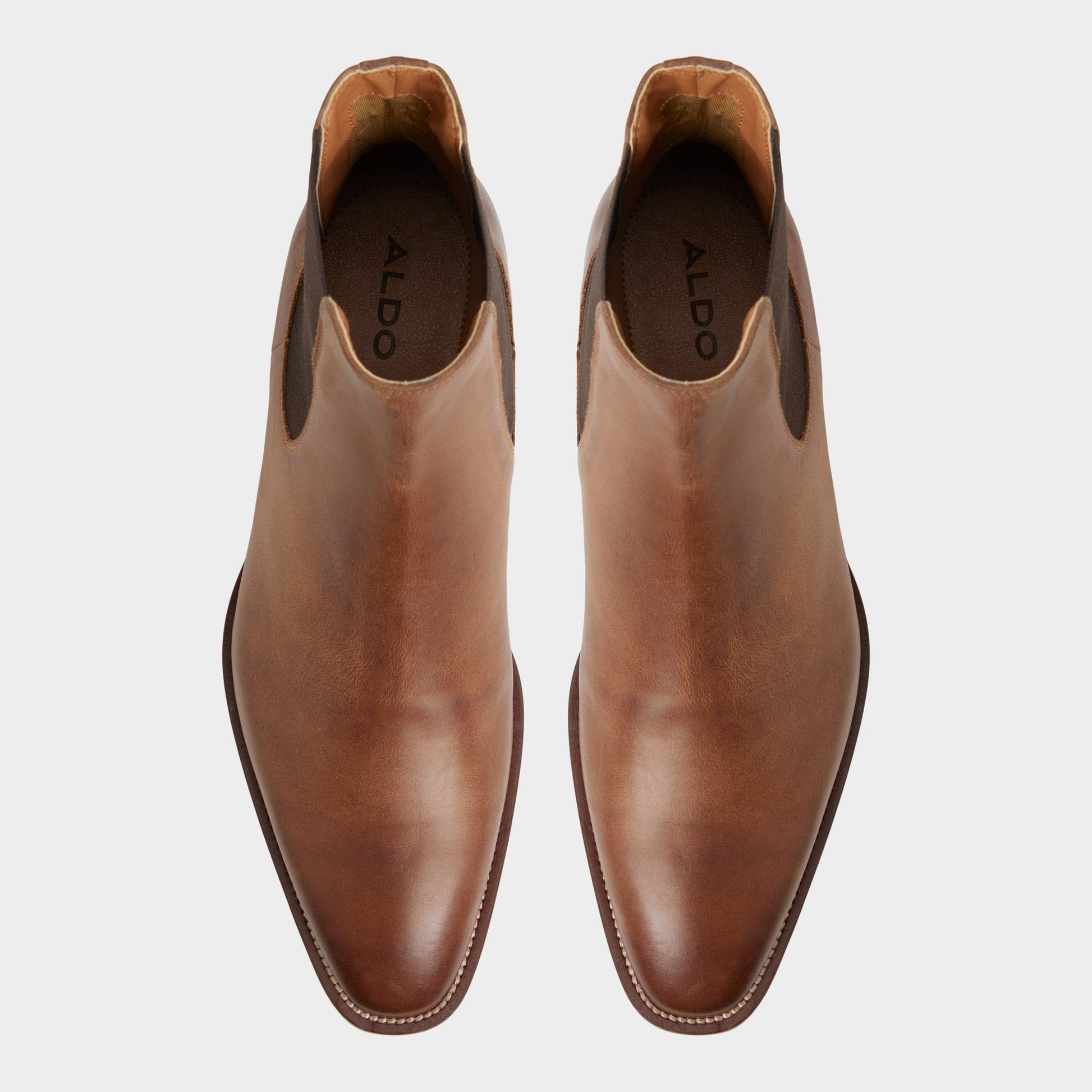 Dax in Cognac - Chelsea boot Aldo Cognac