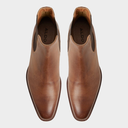 Dax in Cognac - Chelsea boot Aldo Cognac