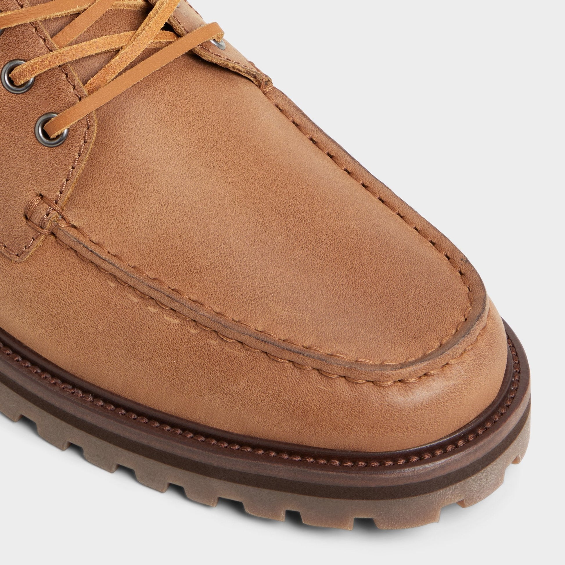 Farrell in Cognac - Combat boot, Lug sole Aldo Cognac